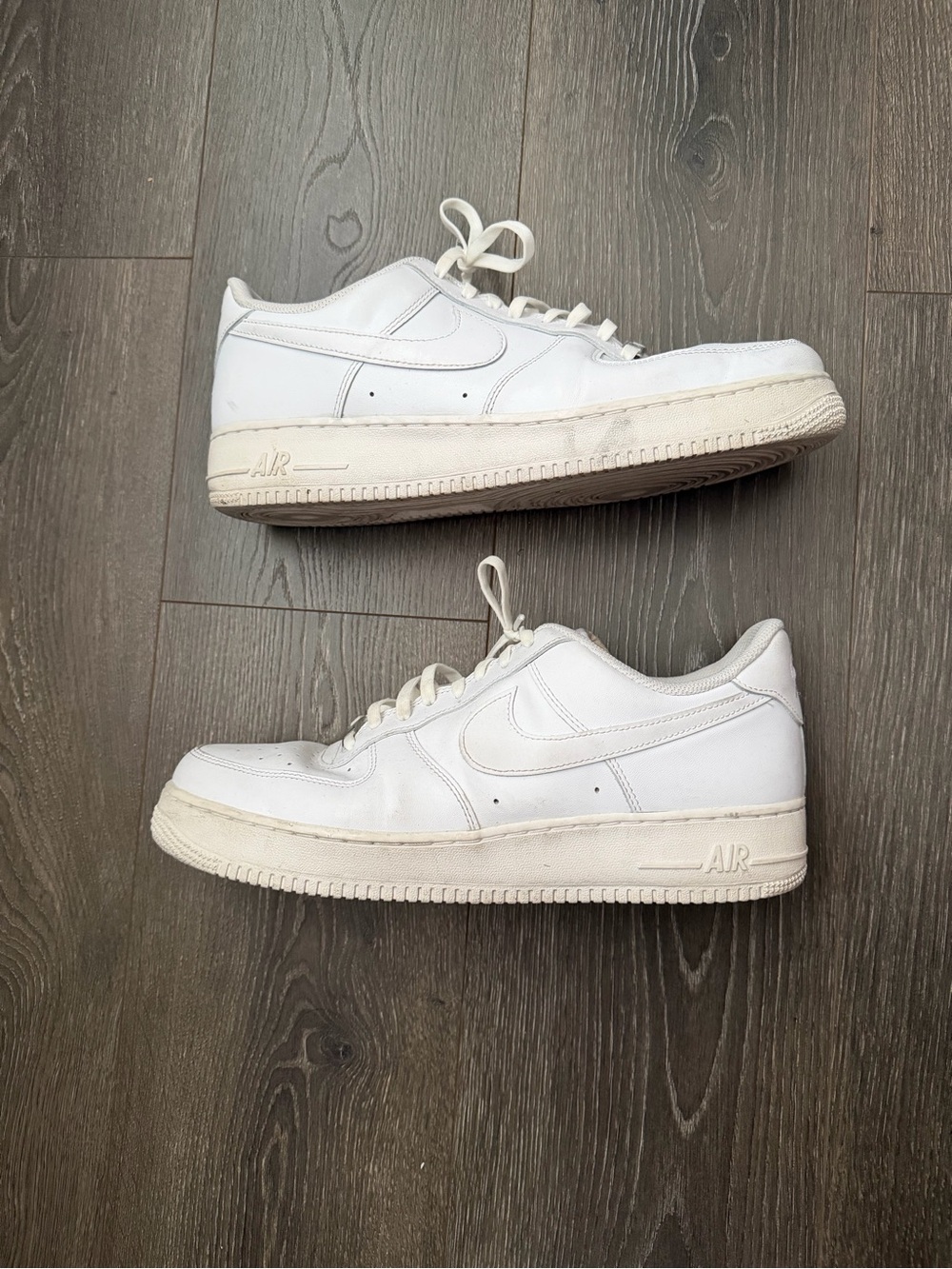 Nike Air Force 1 ‘07 White Low-Top Leather Sneakers Men size 12 classic Fit AF1